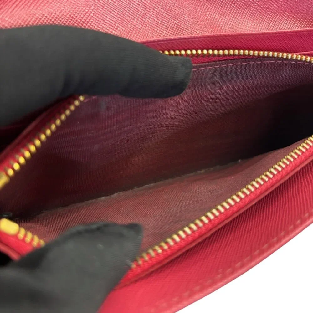 PRADA Magenta Saffiano Leather Bow Wallet with added Chain - Picture 9 of 9